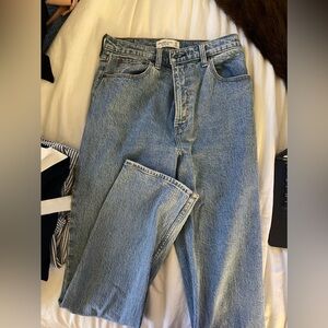 Abercrombie 90s Straight Ultra High Rise Dark Wash Jean